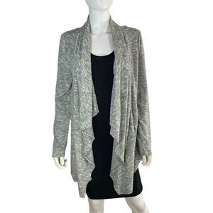 Verve Ami Women’s Medium Gray Open Front Tiered Cardigan Sweater Cape
